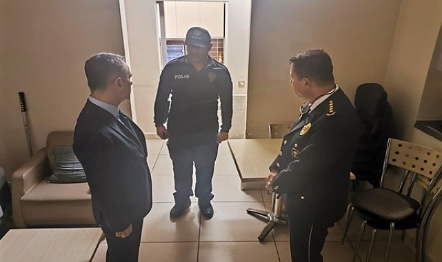 Vali Aktaş, Cengiz Topel Havalimanı Polis Noktasını ziyaret etti