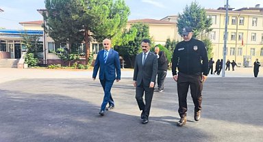 Vali Aktaş, Zübeyde Hanım Kız Mesleki ve Teknik Anadolu Lisesini ziyaret etti
