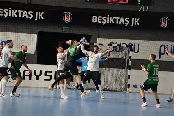 Erkekler Süper Ligi Final Serisi’nde Beşiktaş Safi Çimento 1-0 öne geçti