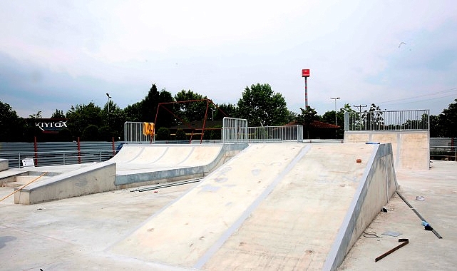 Büyükşehir'den Gölcük sahiline skate park