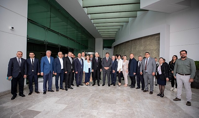 İzmir'de Kırsal Bölge Planlama Dairesi Başkanlığı kuruluyor  Başkan Tugay: “İzmir'in köylerinde reform yapacağız"