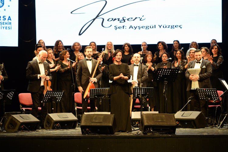 Bursa’da Kadınlar Korosundan ‘Anneler Günü’ konseri