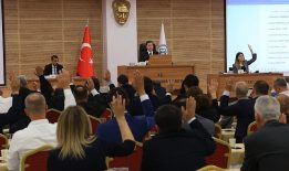 Muğla Büyükşehir Belediye Meclisi Ahmet Aras ; “Öğrenciler için 1 TL'ye düşürdüğümüz sefer ağını genişletiyoruz"